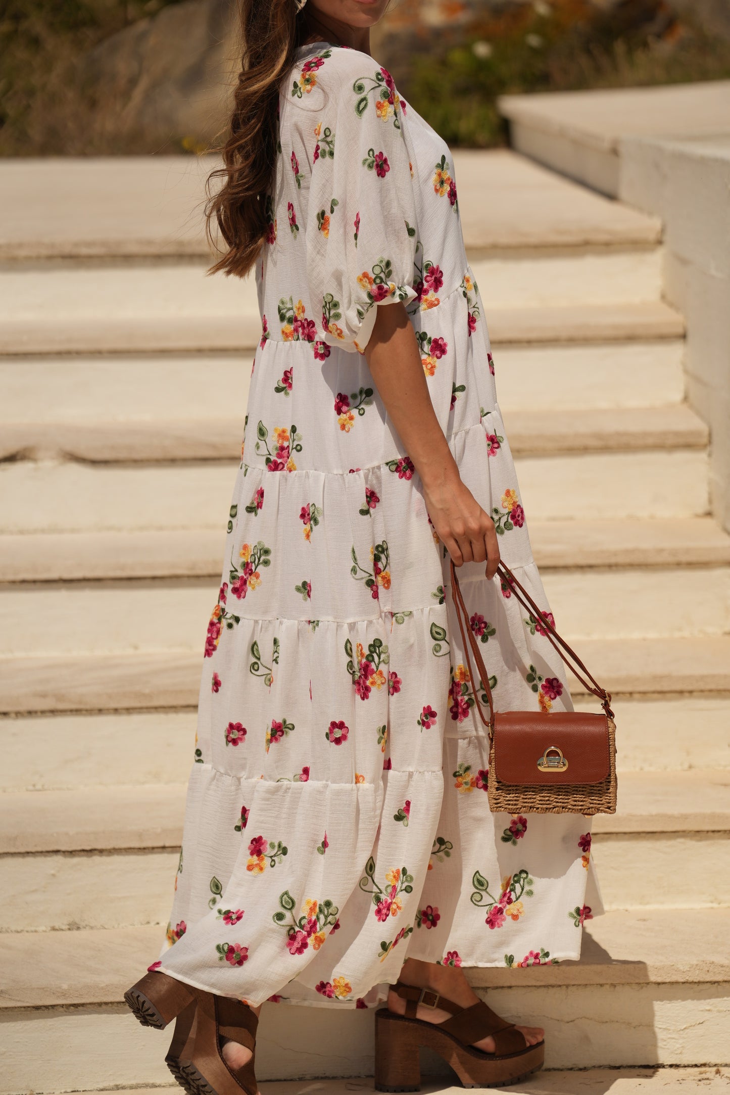 Vestido comprido branco com flores