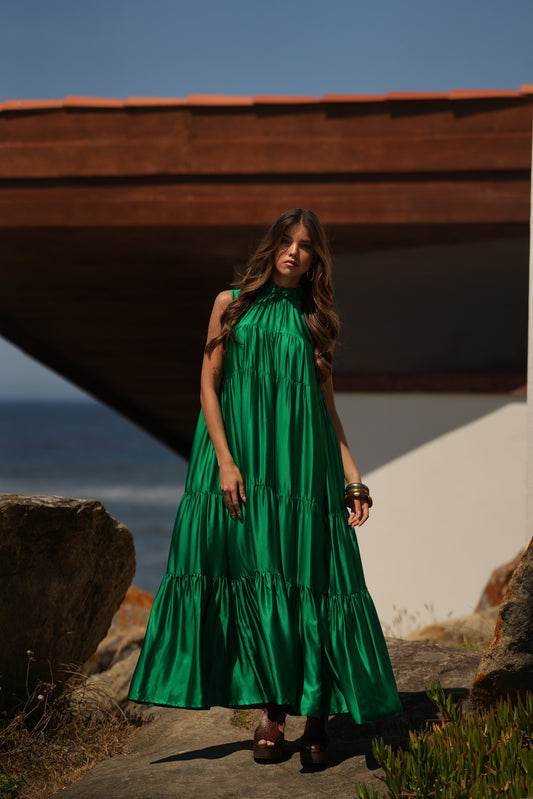 Vestido comprido em seda verde