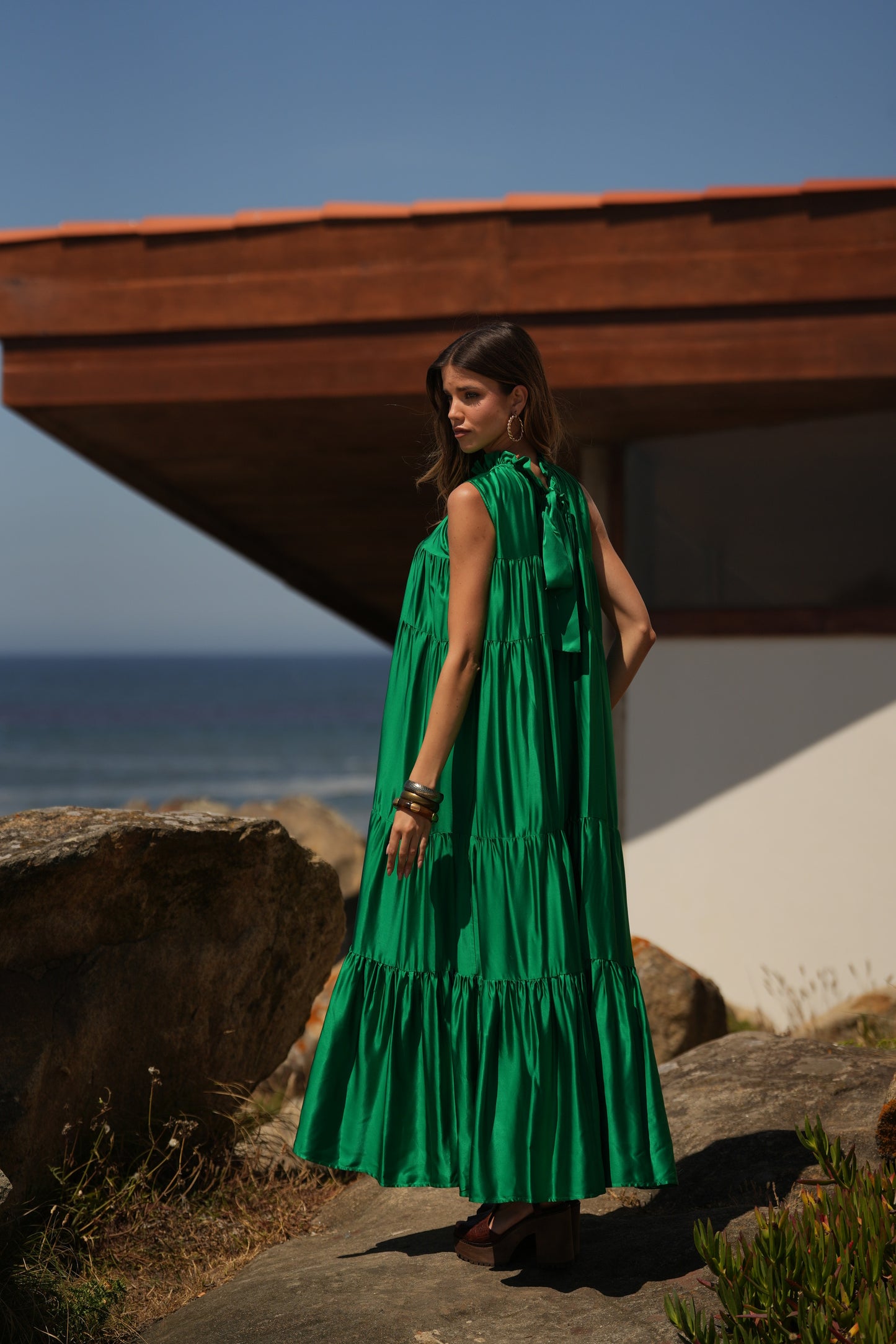 Vestido comprido em seda verde