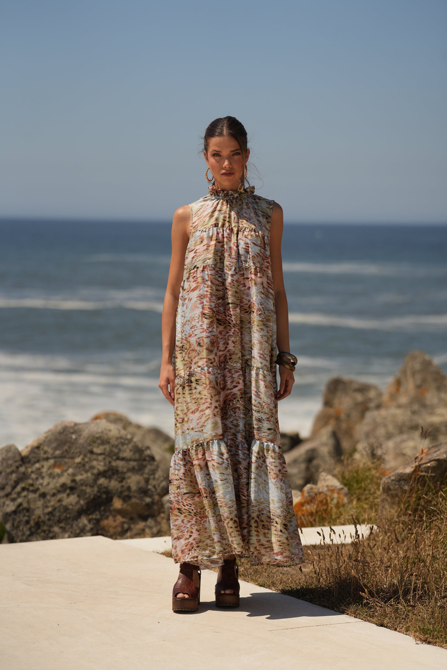 Vestido largo de seda estampada
