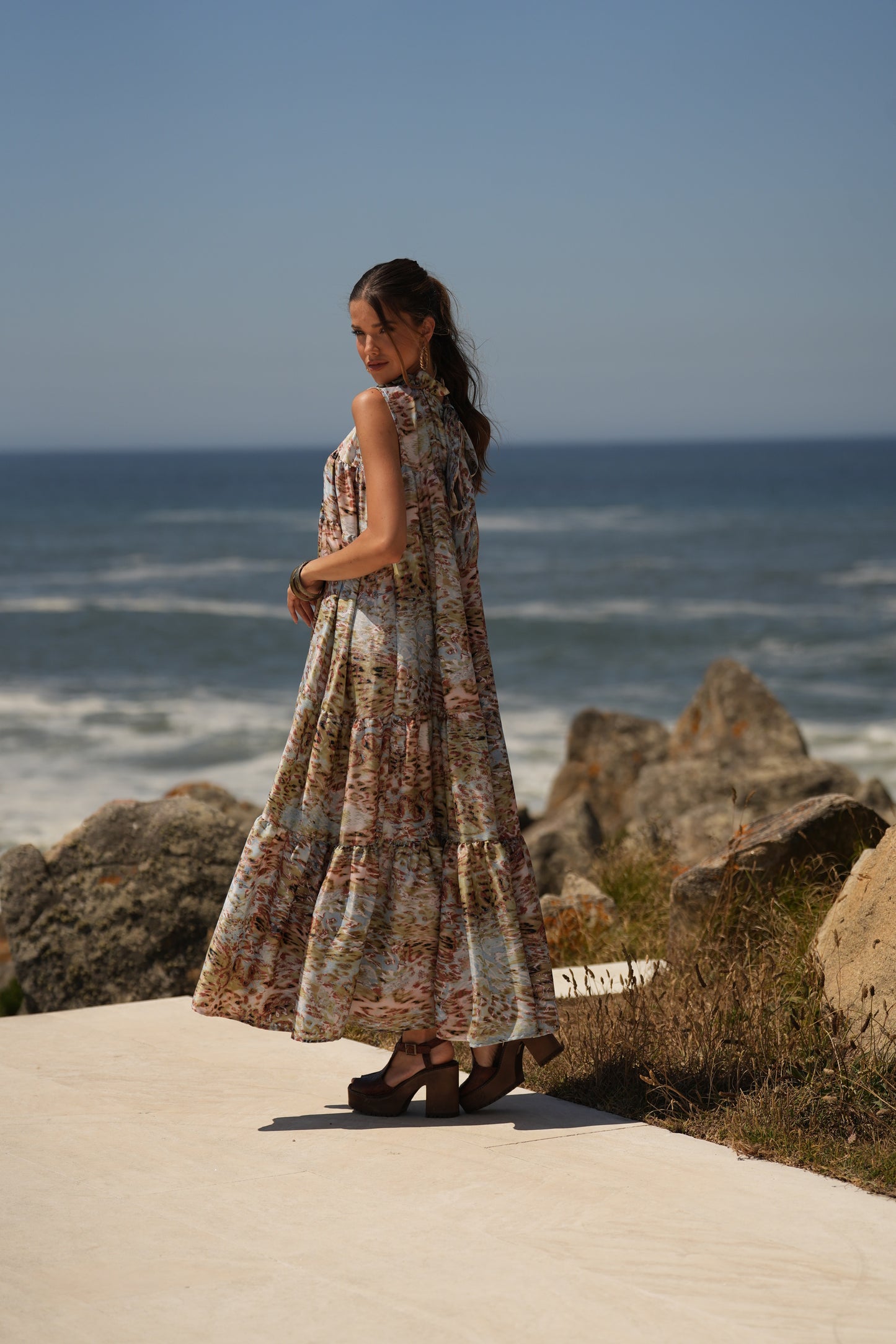 Vestido largo de seda estampada