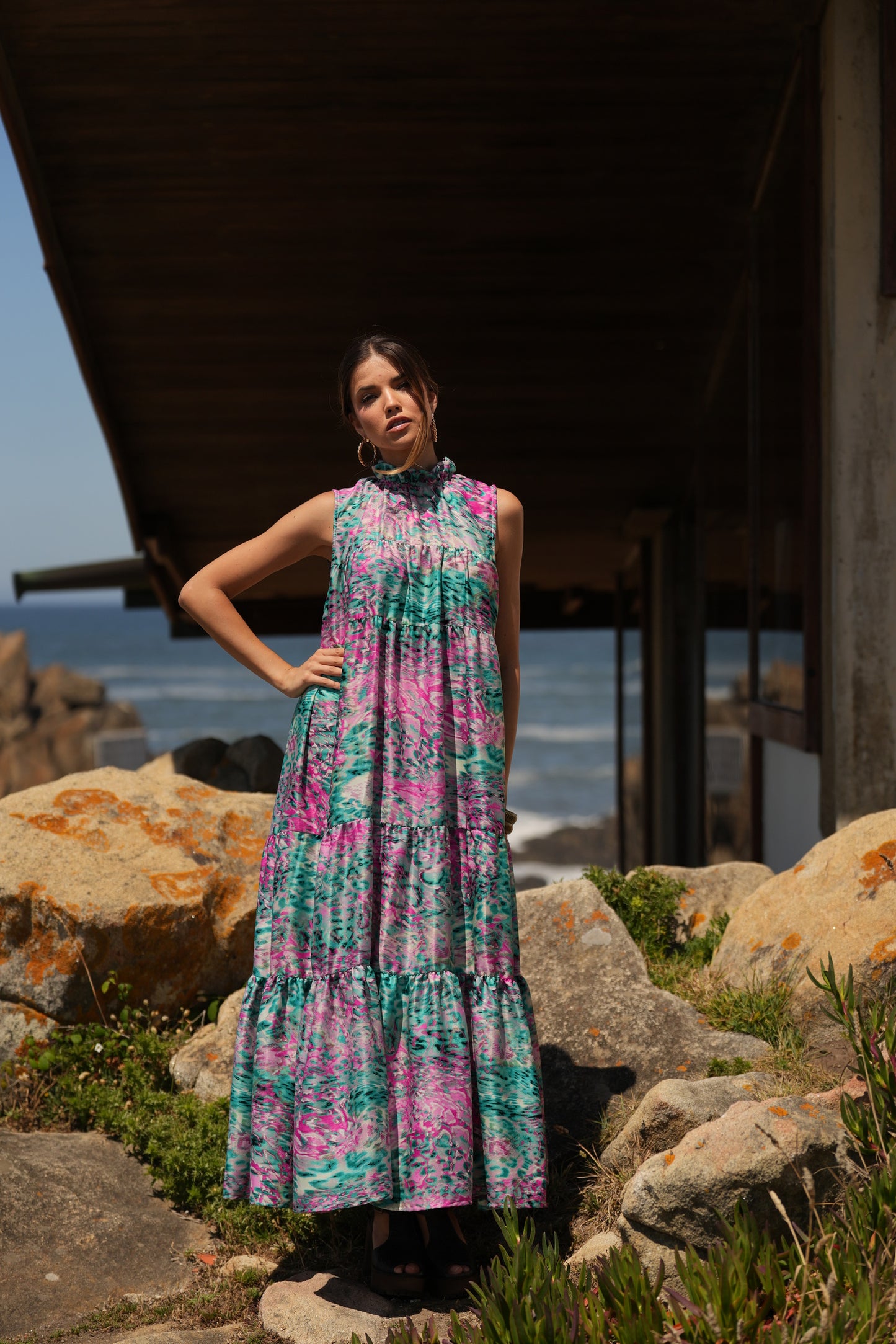 Vestido comprido em seda estampada