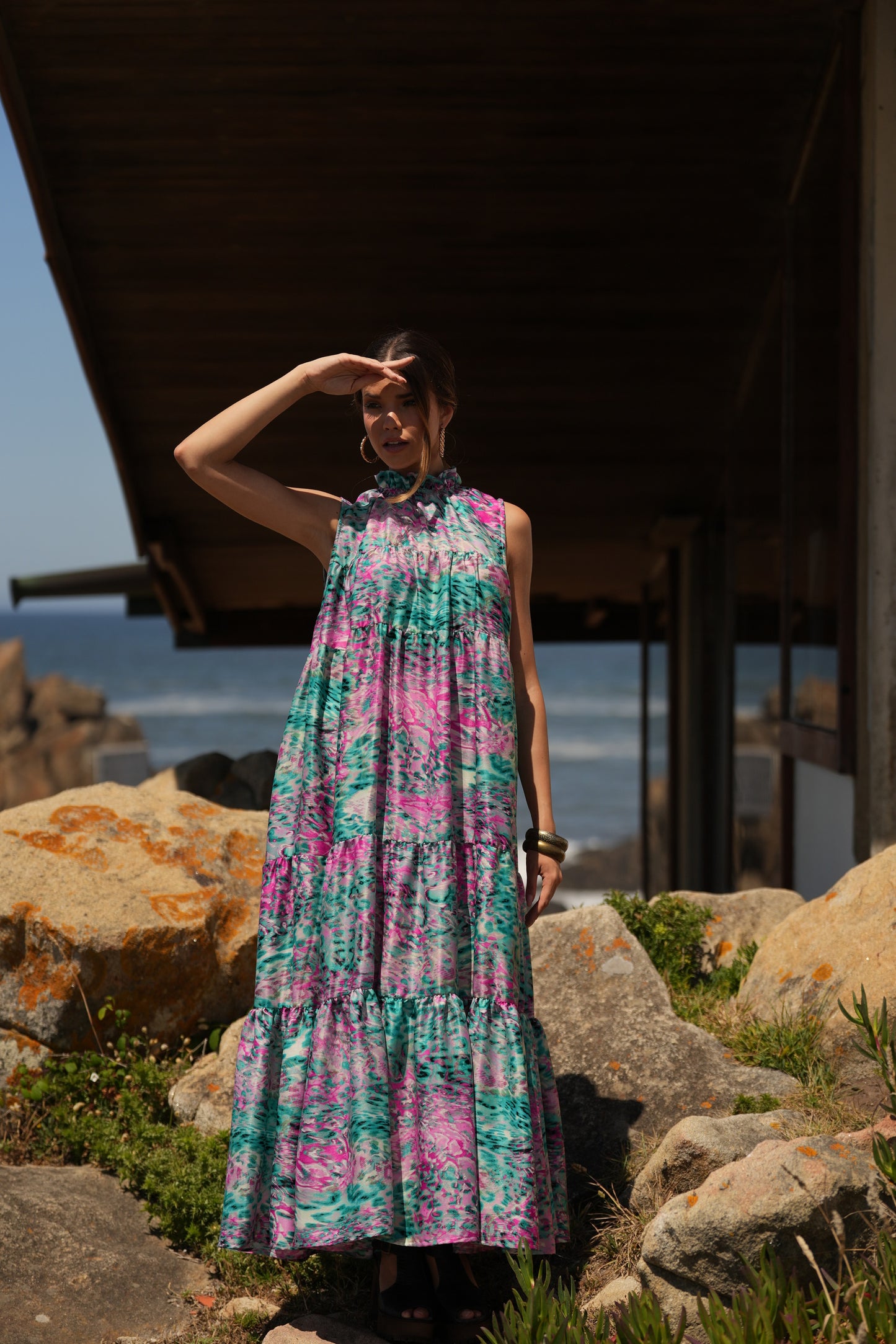 Vestido comprido em seda estampada