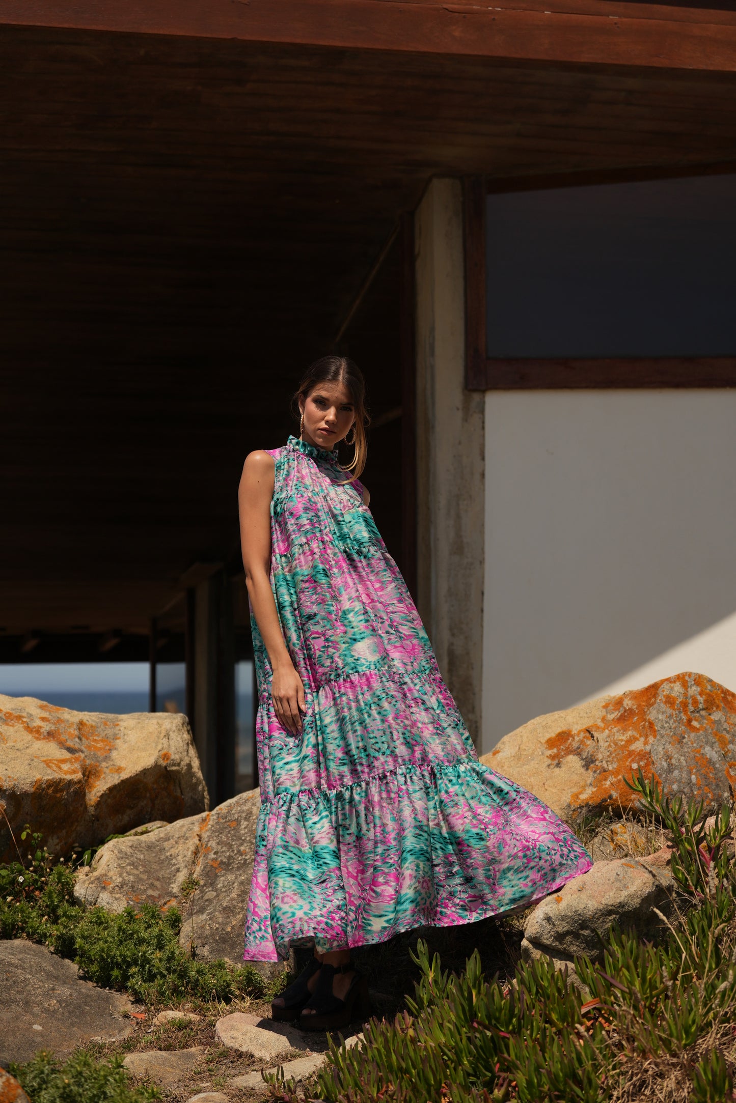 Vestido comprido em seda estampada