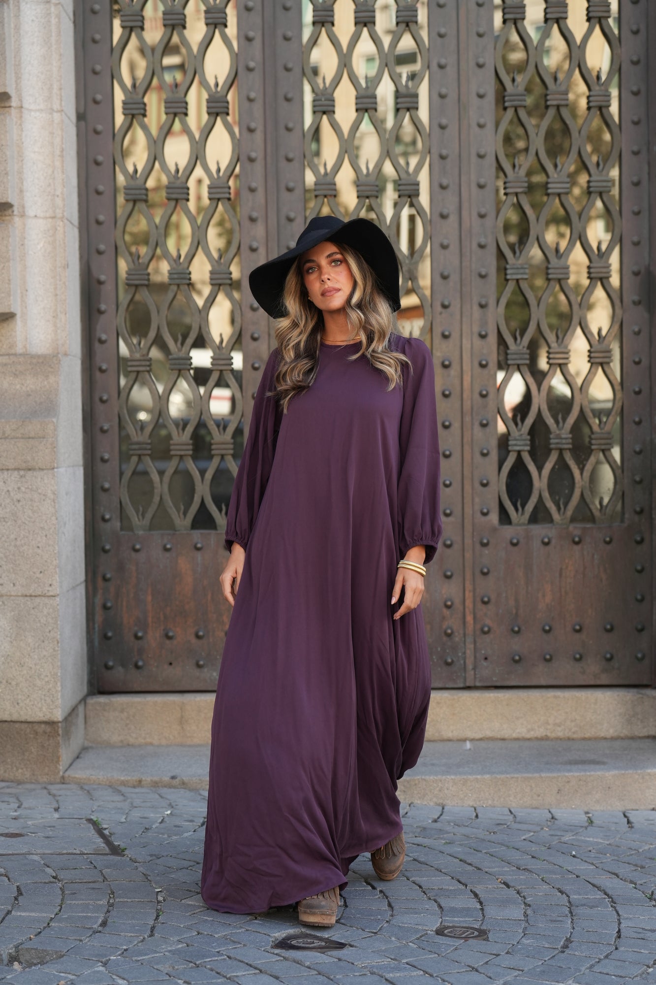 Vestido comprido em viscose bordeaux