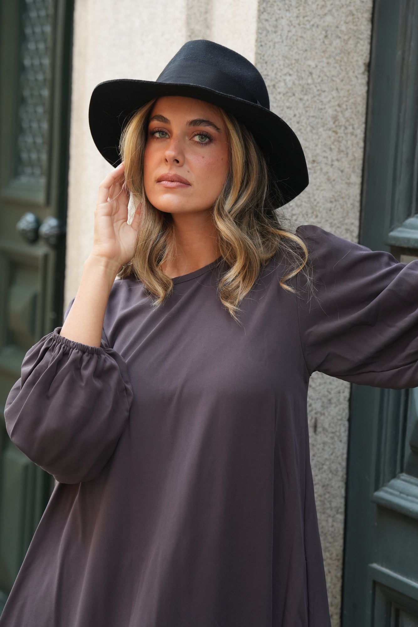 Vestido comprido em viscose castanho