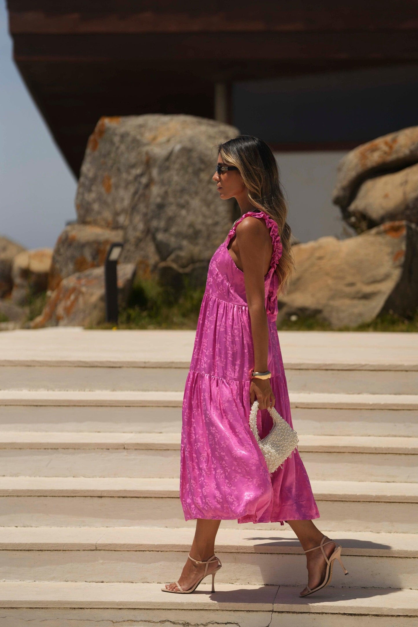Vestido largo con volante