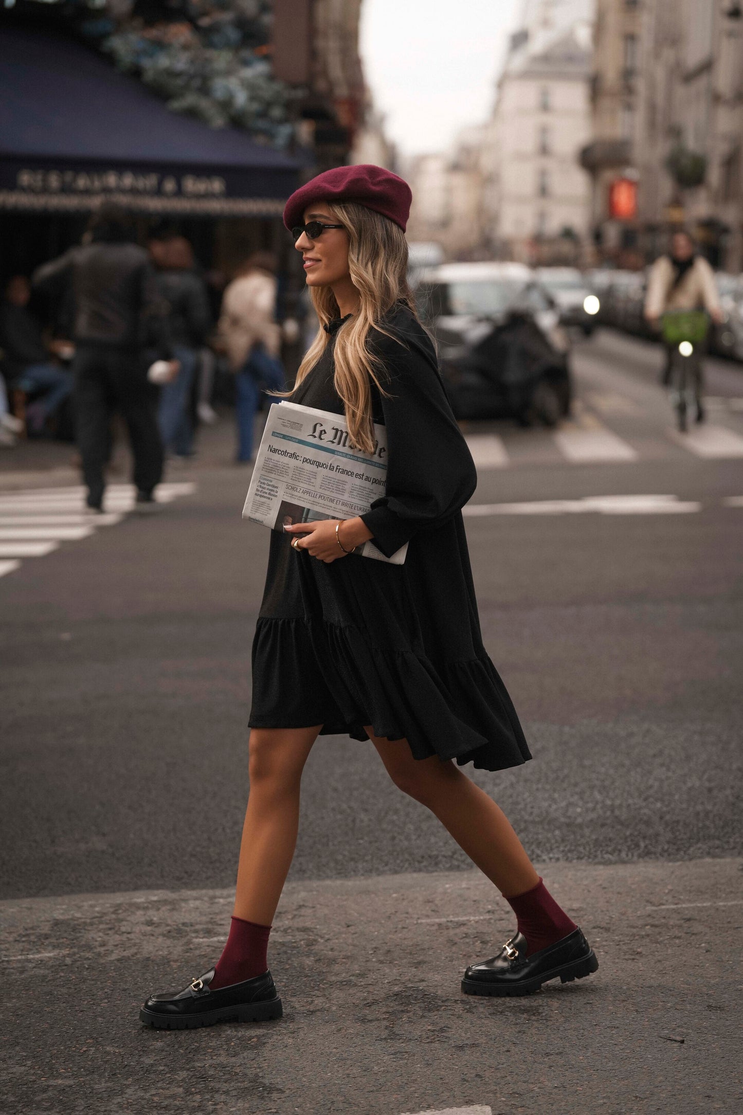 Short dress with printed knit