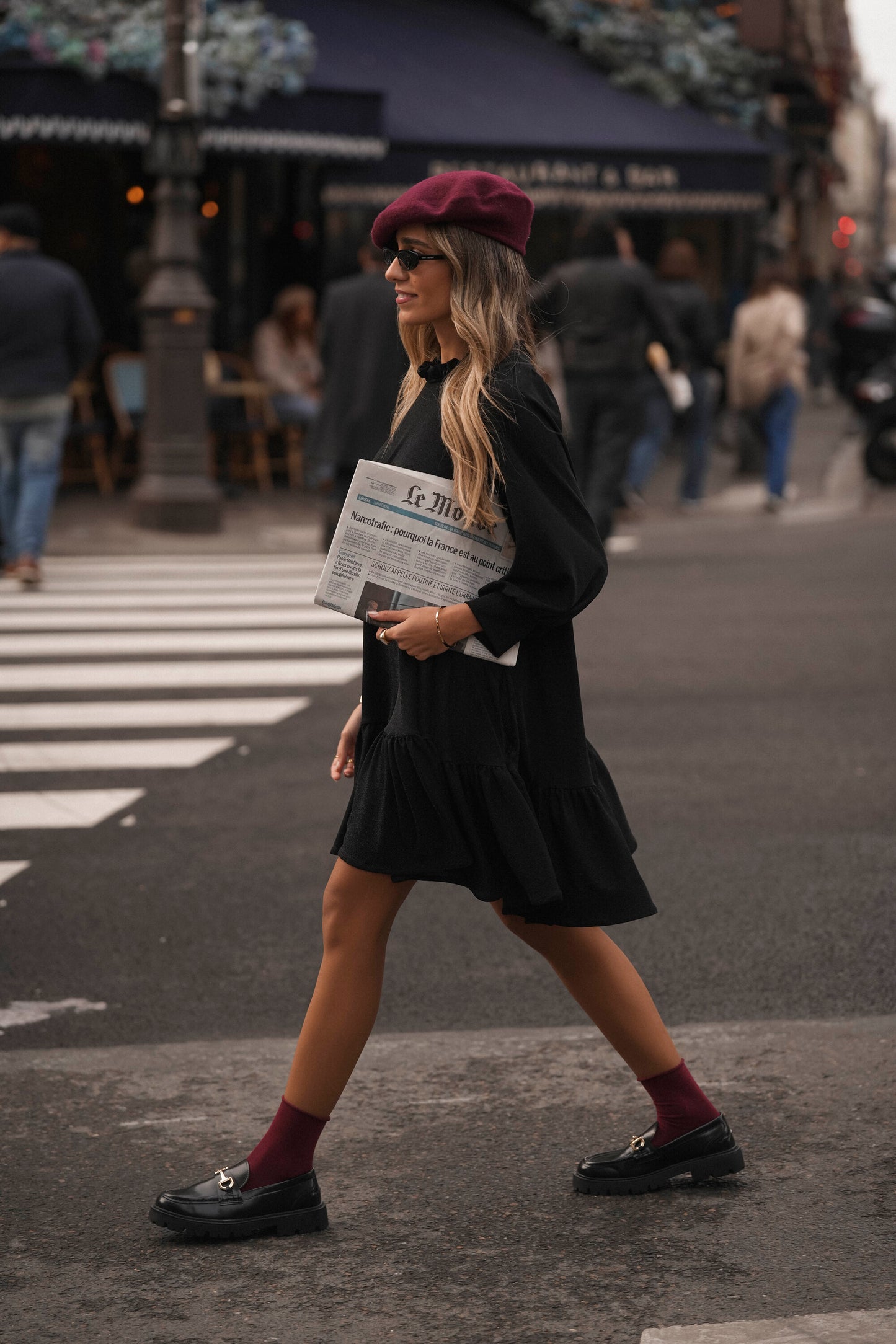 Short dress with printed knit