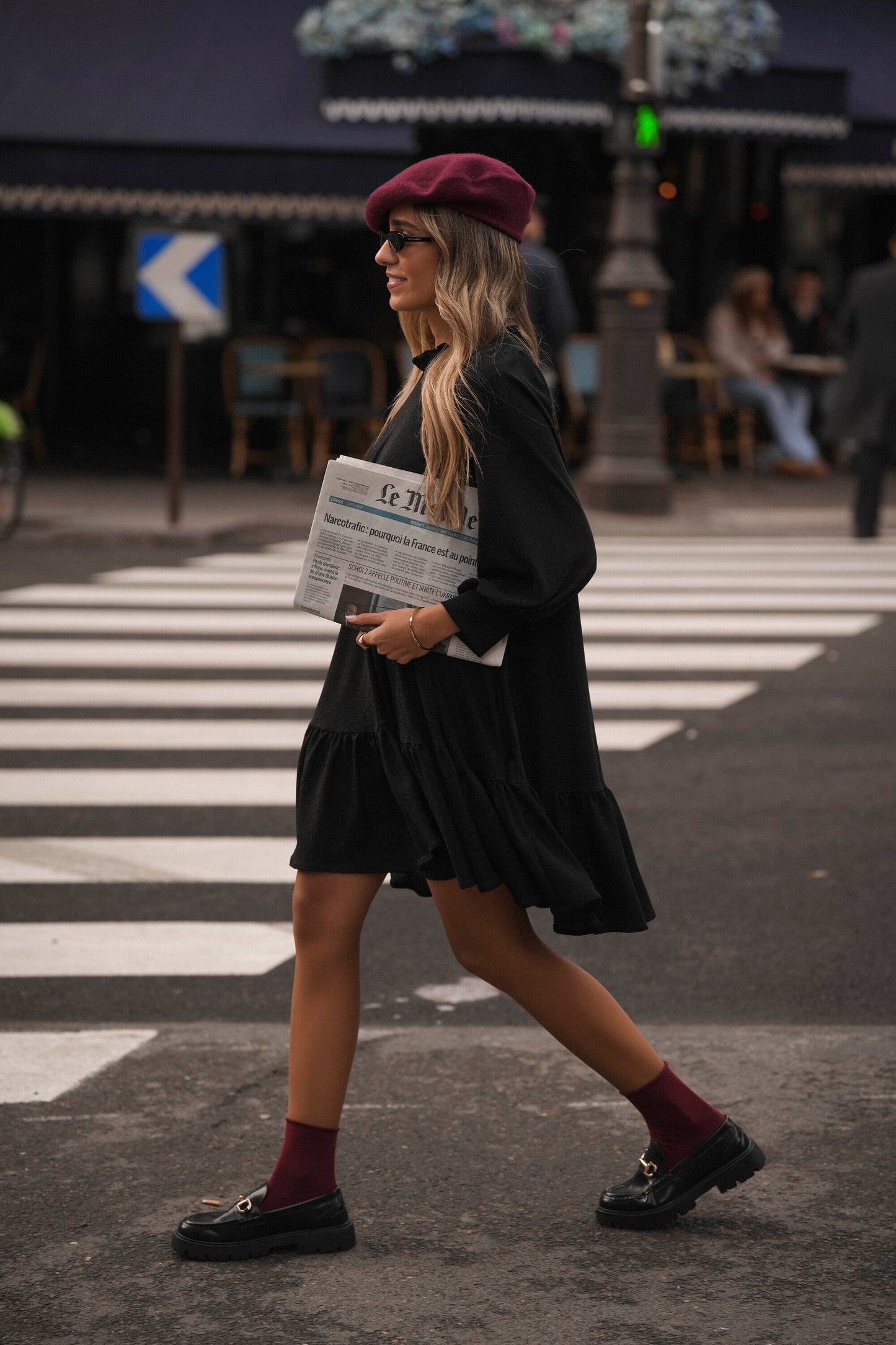 Short dress with printed knit