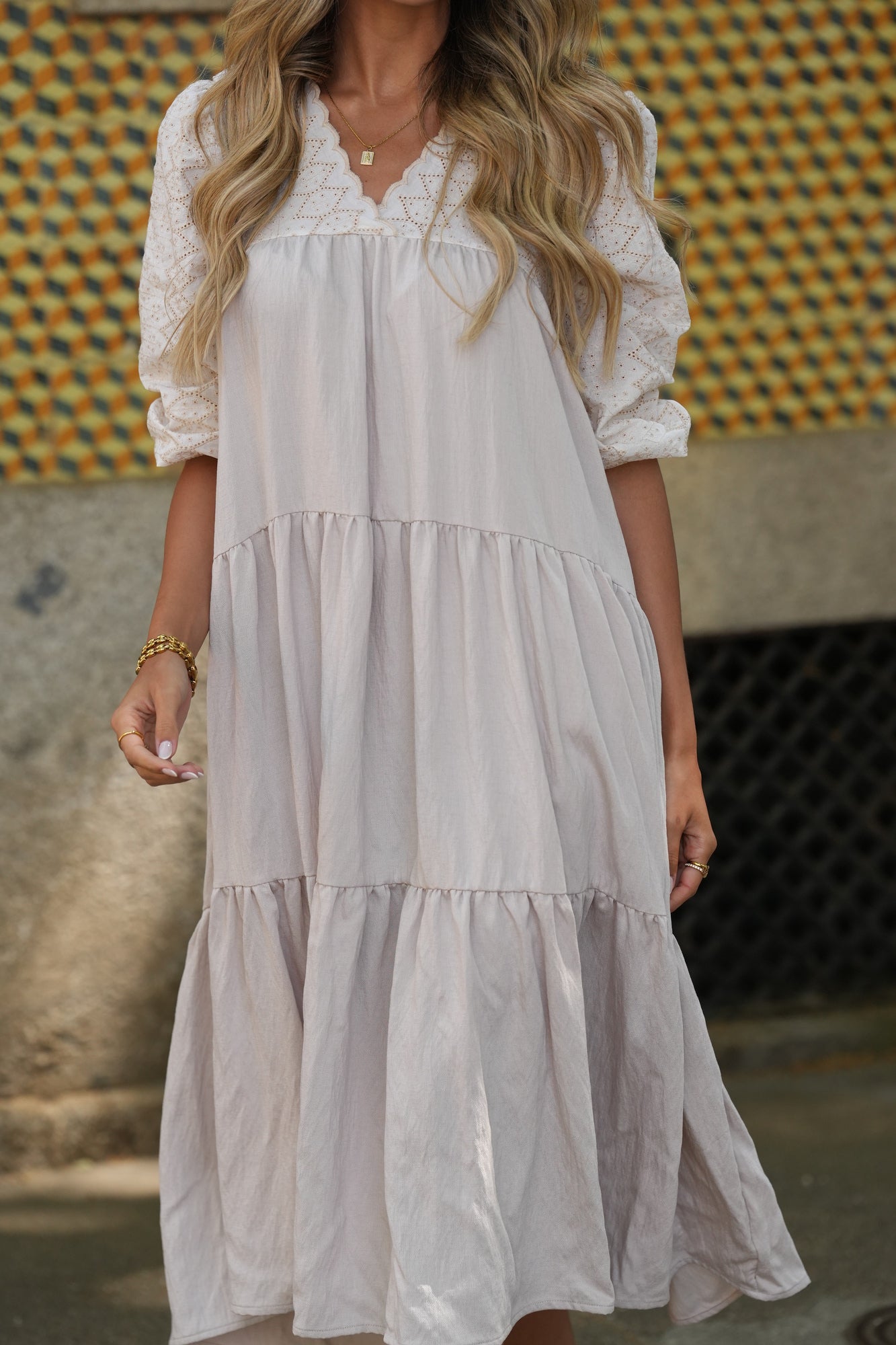 Vestido comprido Bege