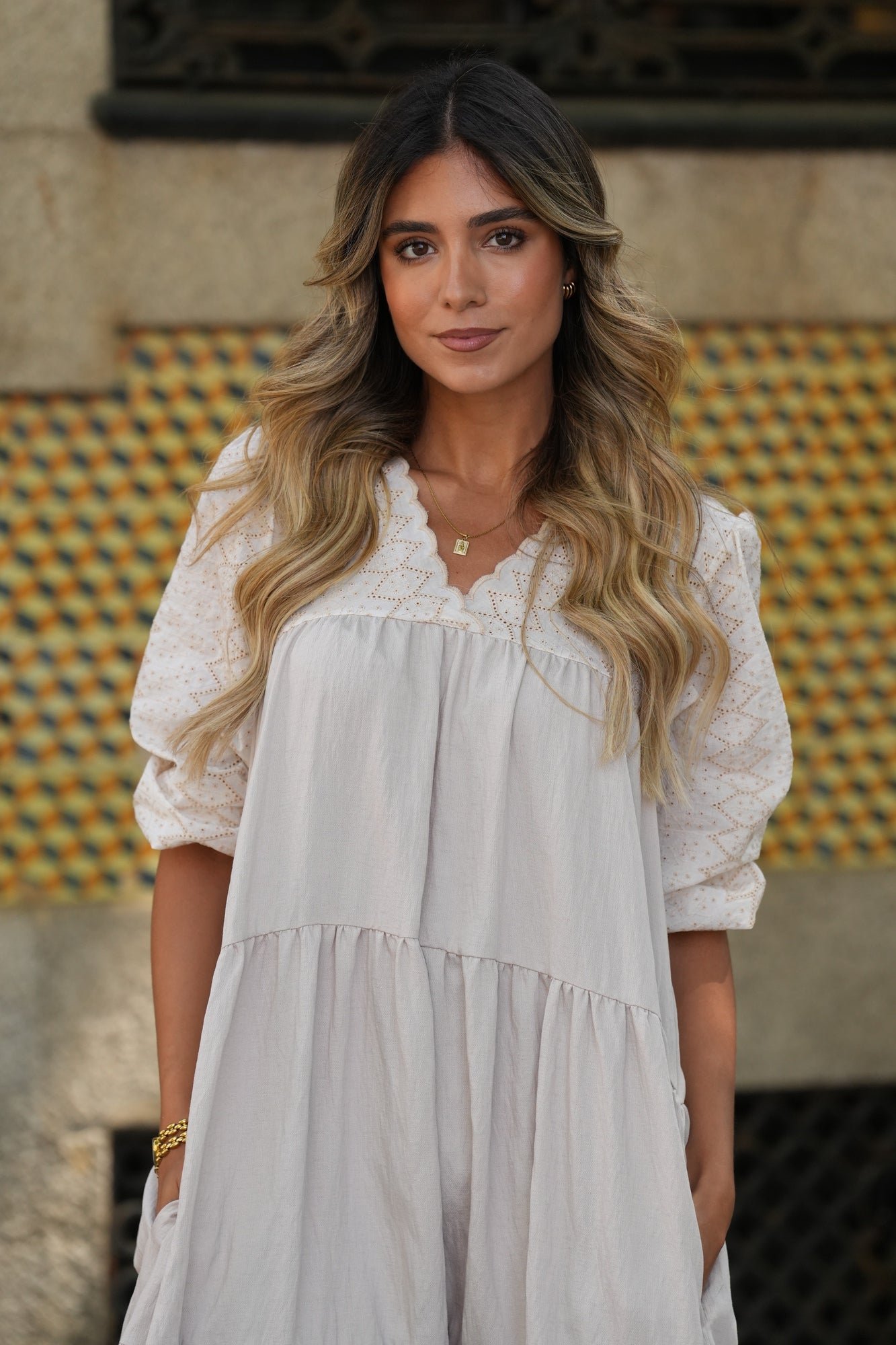 Vestido comprido Bege