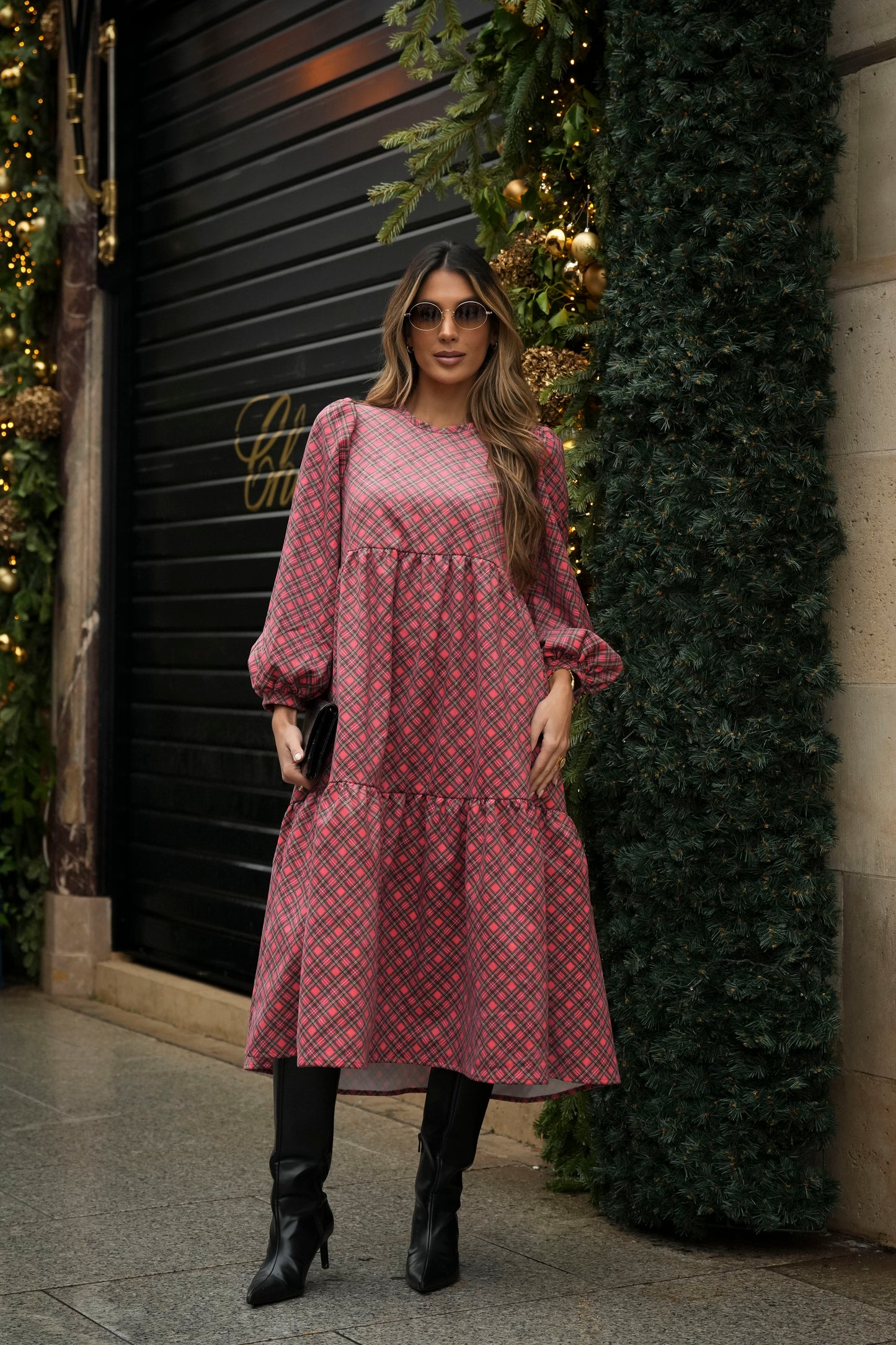 Vestido comprido com folhos em bombazine