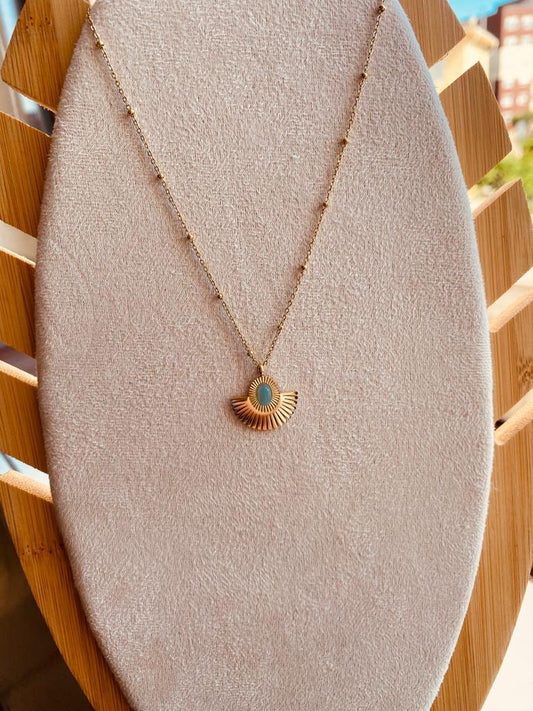 String with pendant and pebble