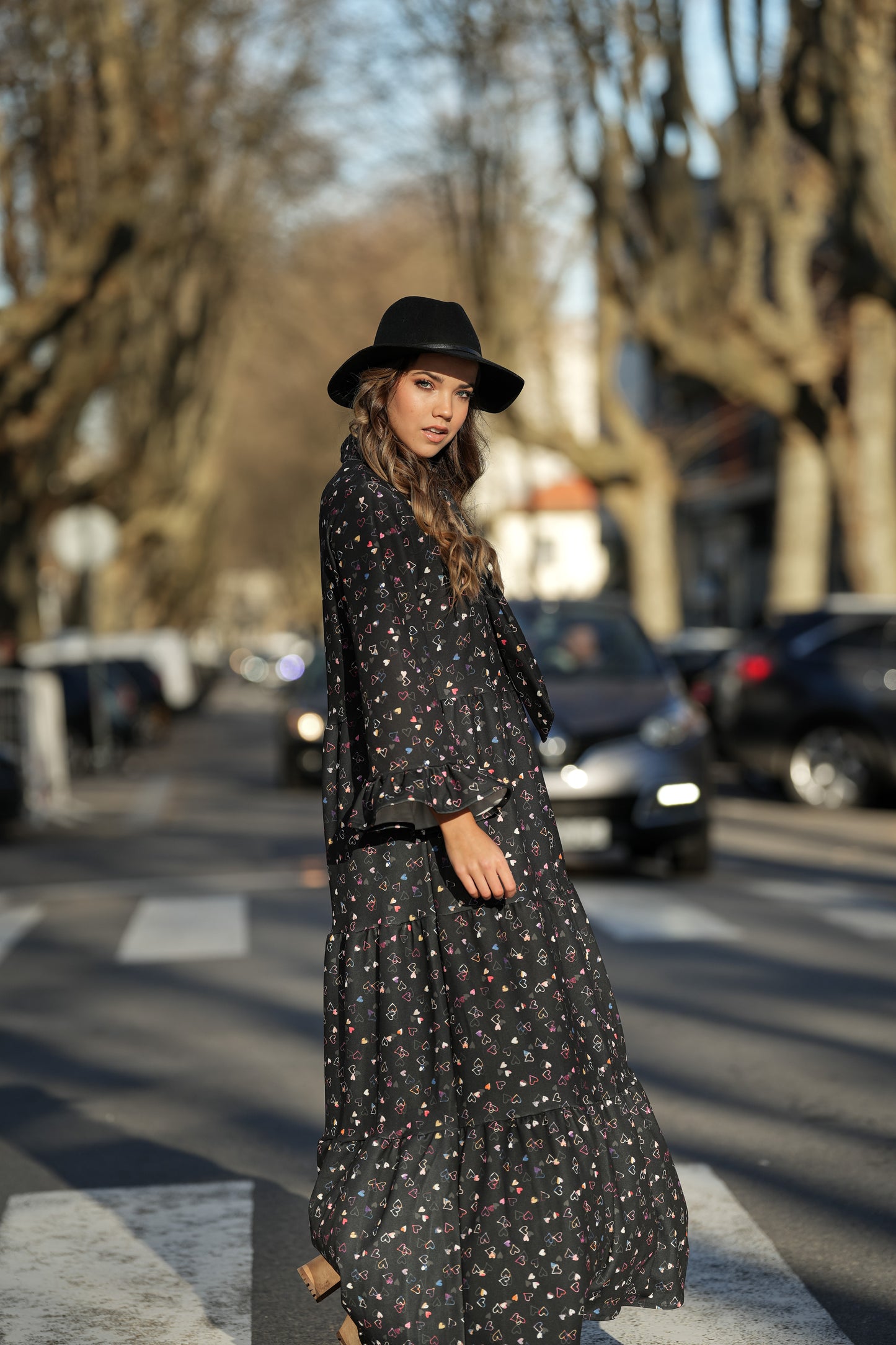 Vestido con lazo en el escote