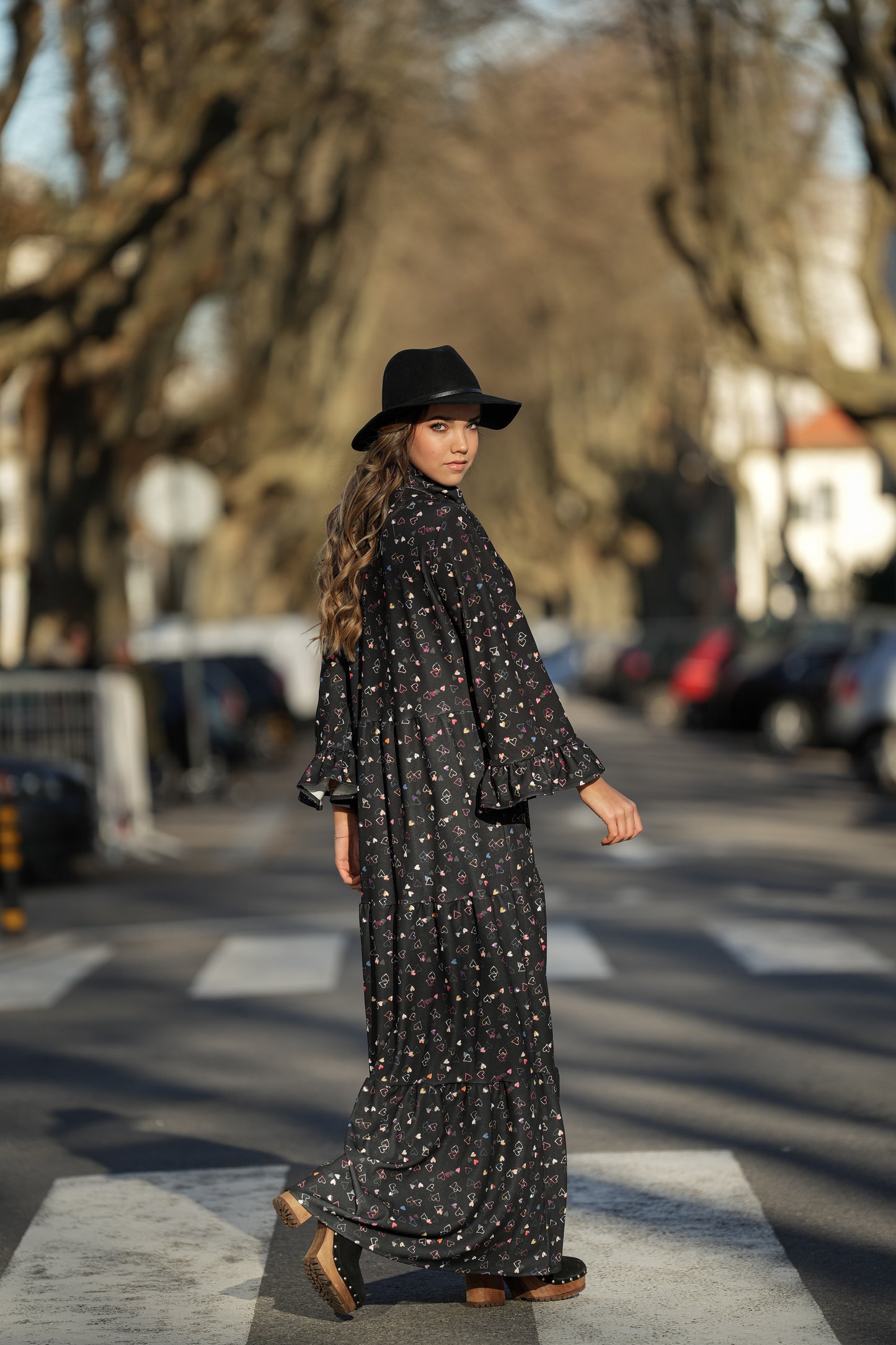 Vestido con lazo en el escote