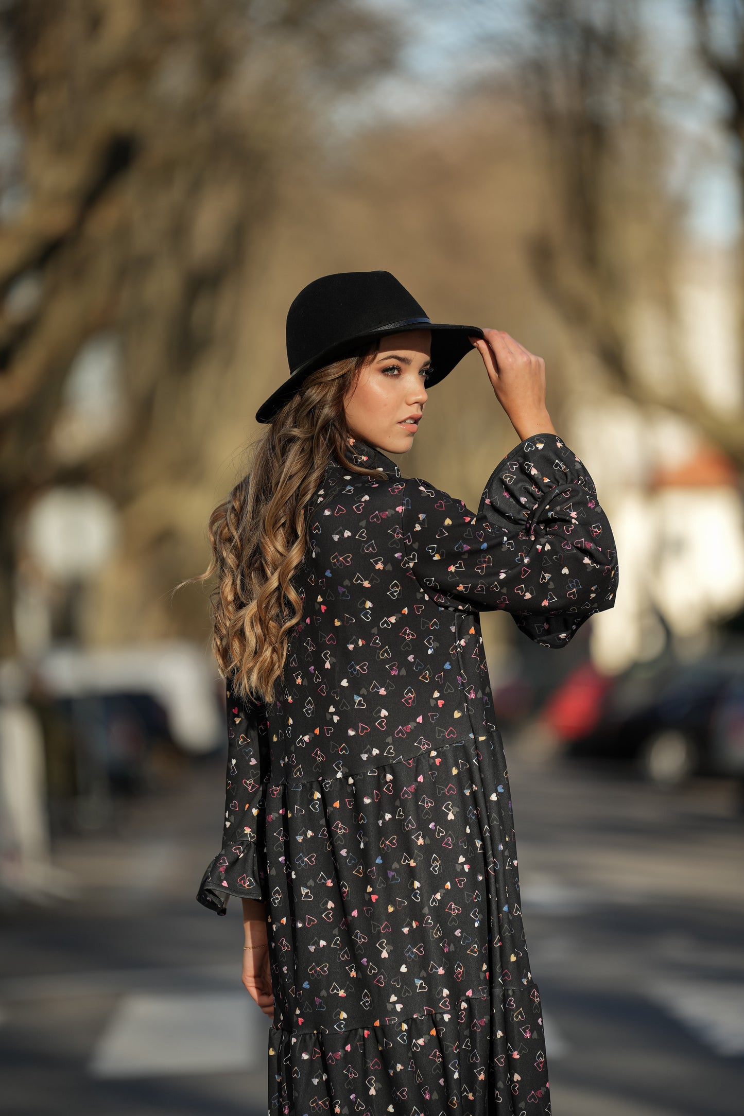 Vestido con lazo en el escote