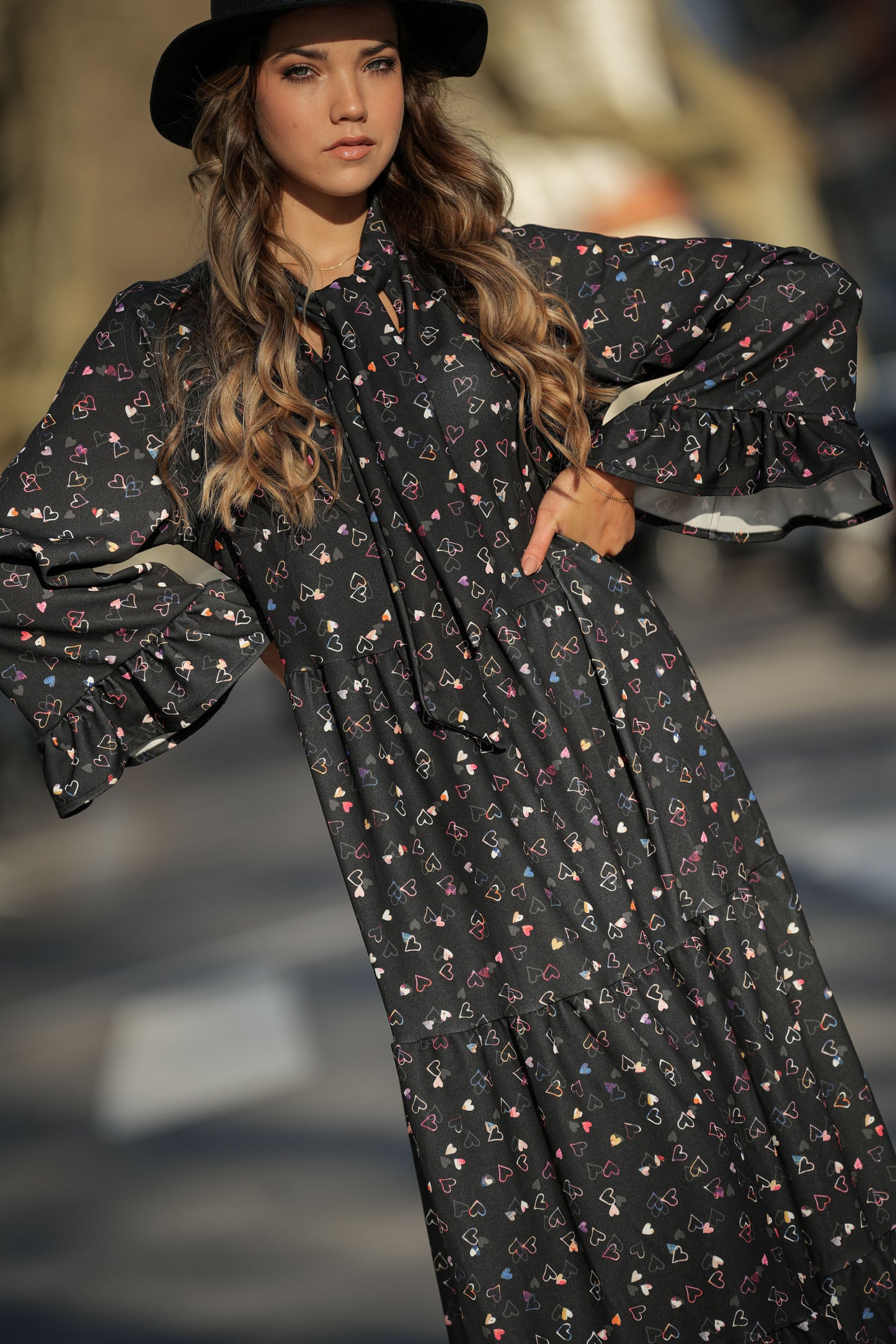 Vestido con lazo en el escote